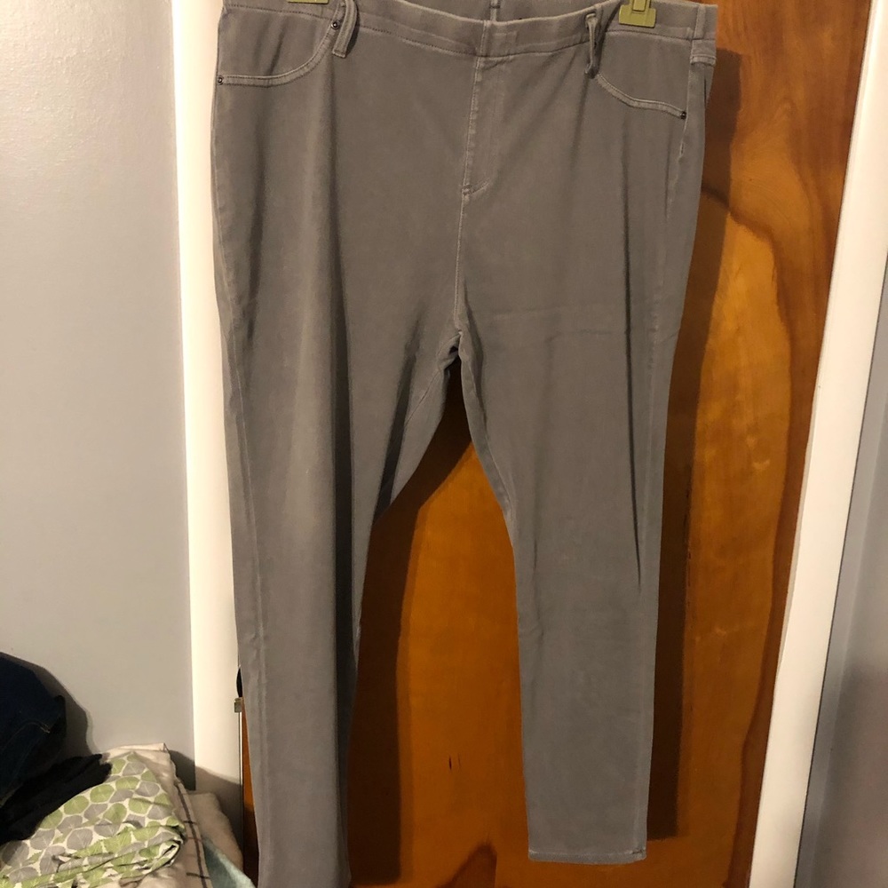 Gray Jeggings